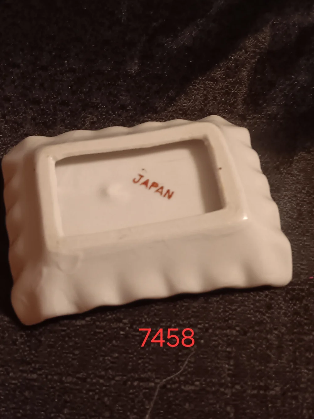 N/A elegant porcelain